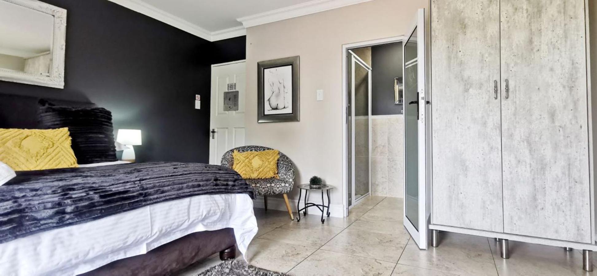 Bokmakierie Gastehuis Emalahleni Pty Ltd ภายนอก รูปภาพ
