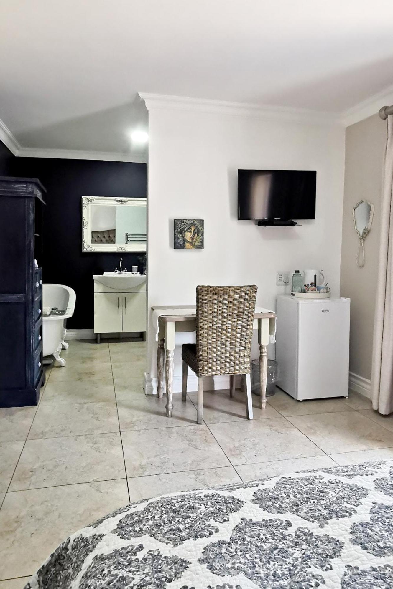 Bokmakierie Gastehuis Emalahleni Pty Ltd ภายนอก รูปภาพ