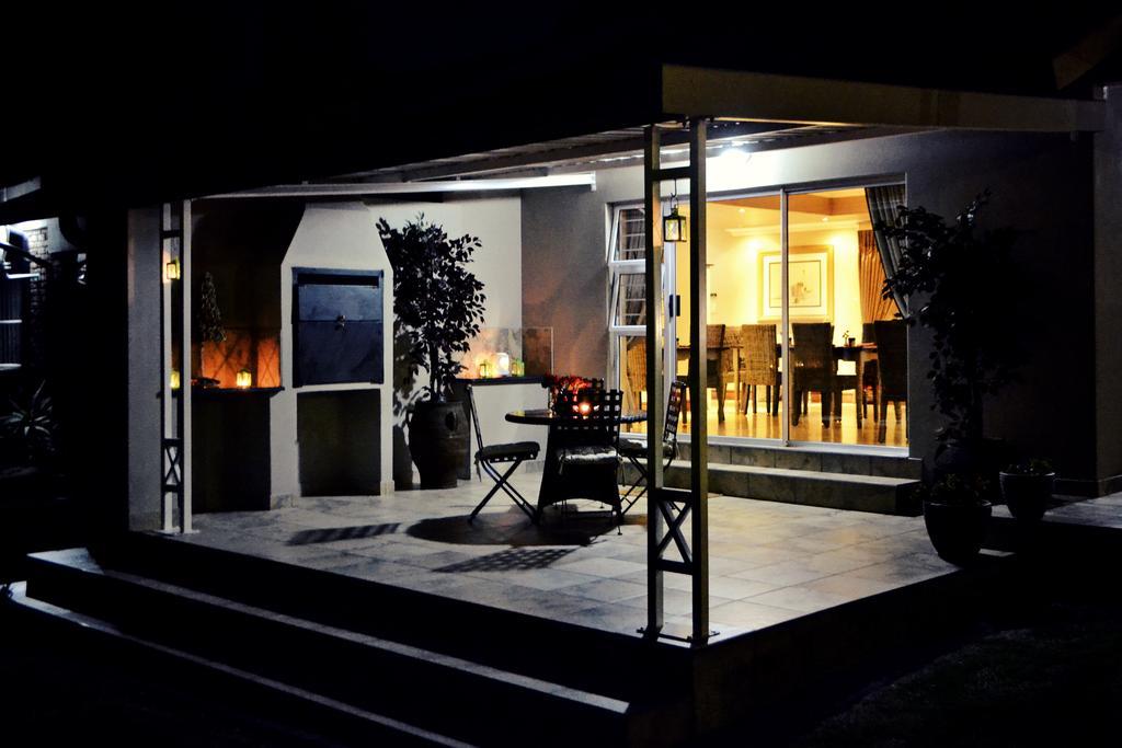 Bokmakierie Gastehuis Emalahleni Pty Ltd ภายนอก รูปภาพ